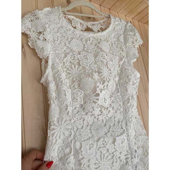 NWT Lulus Romance Language White Backless Lace Dress Open Back Engagement Sz L - Picture 4 of 6